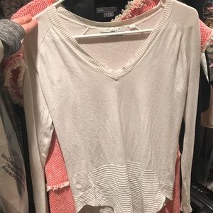Bella Lux XS V-Neck Sweater